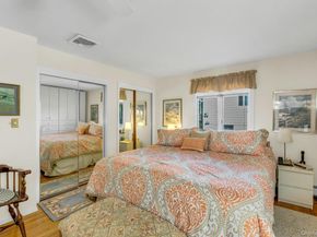 6 Oldfield Lane, East Quogue NY 11942