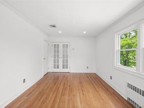 467 Hempstead Avenue, Rockville Centre NY 11570