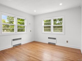 467 Hempstead Avenue, Rockville Centre NY 11570