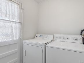 6 Carol Court, East Setauket NY 11733