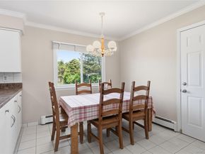 6 Carol Court, East Setauket NY 11733