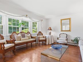 6 Carol Court, East Setauket NY 11733