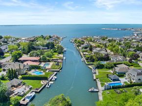 10 Magoun Road, West Islip NY 11795