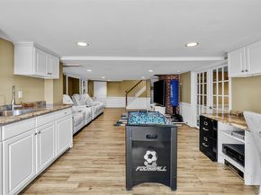10 Magoun Road, West Islip NY 11795