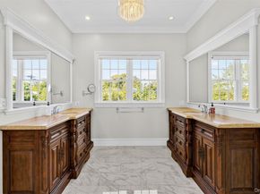 10 Magoun Road, West Islip NY 11795