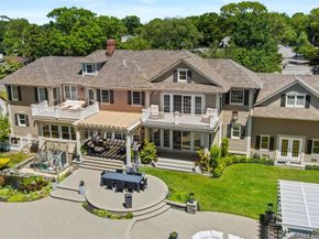 10 Magoun Road, West Islip NY 11795
