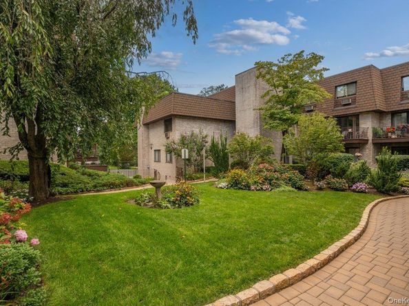 89 N Broadway 204, White Plains NY 10603