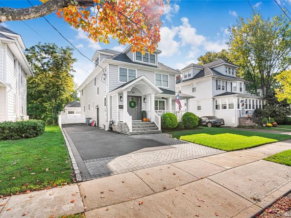 75 Liberty Avenue, Rockville Centre NY 11570