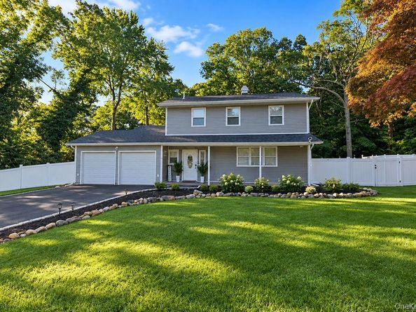 102 Patchogue Drive, Rocky Point NY 11778