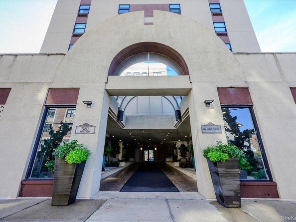 360 Shore Road 3B, Long Beach NY 11561