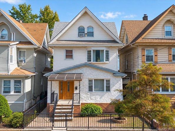 93-13 107th Street, Richmond Hill NY 11418