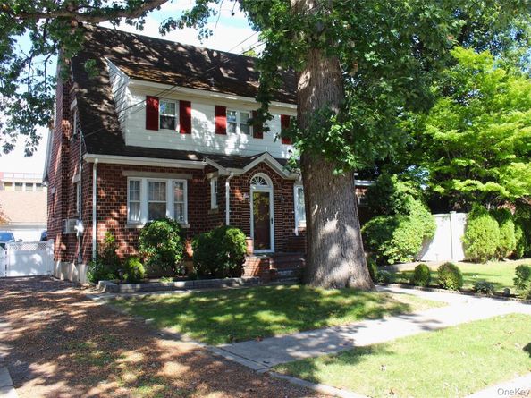 21215 33rd Avenue, Bayside NY 11361
