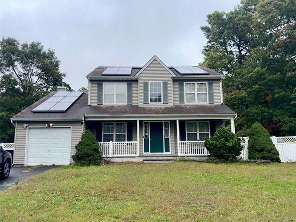7 Redbud, Middle Island NY 11953