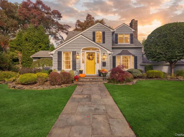 135 Shoreham Road, Massapequa NY 11758