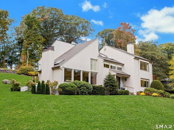 30 Ridge Brook Lane, Stamford CT 06903