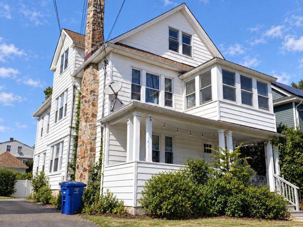 176 Manhattan Avenue, Bridgeport CT 06606