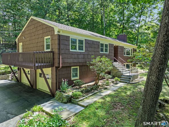 70 Arrow Head Drive, Stamford CT 06903