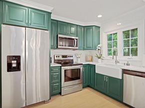 253 New Norwalk Road 5, New Canaan CT 06840