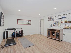 253 New Norwalk Road 5, New Canaan CT 06840