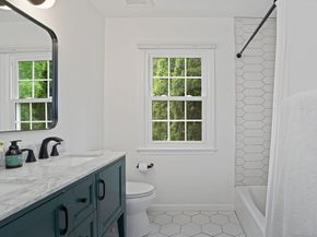 253 New Norwalk Road 5, New Canaan CT 06840