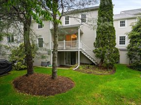 253 New Norwalk Road 5, New Canaan CT 06840