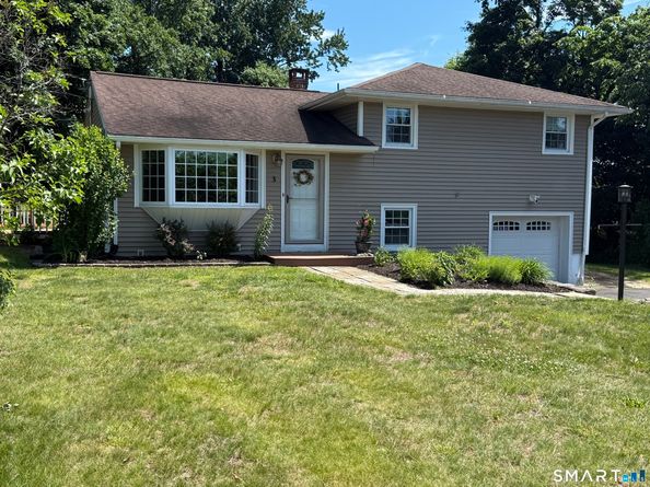 3 Woodview Drive, Brookfield CT 06804