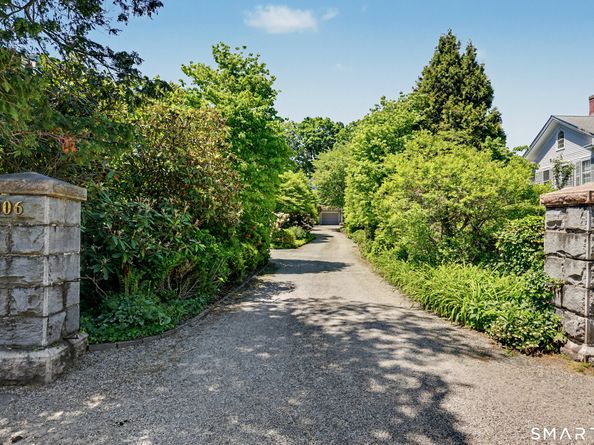 406 Harbor Road, Fairfield CT 06890