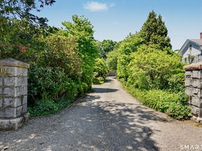 406 Harbor Road, Fairfield CT 06890