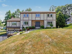15 Wedgewood Road, Trumbull CT 06611