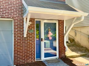 385 Unquowa Road 385, Fairfield CT 06824