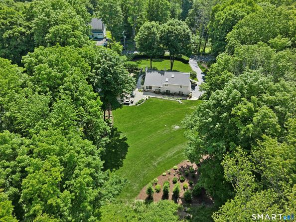 29 Old Farm Road, Weston CT 06883