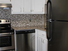51 Schuyler Avenue 5A, Stamford CT 06902