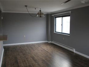 51 Schuyler Avenue 5A, Stamford CT 06902