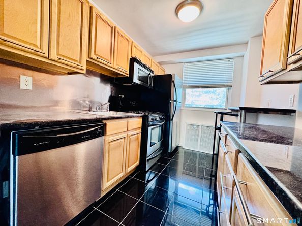 91 Strawberry Hill Avenue 425, Stamford CT 06902