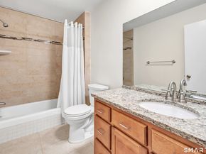 3200 Park Avenue 5C2, Bridgeport CT 06604