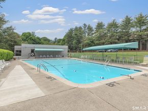 3200 Park Avenue 5C2, Bridgeport CT 06604