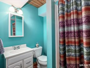 6 DogWood Park N, Danbury CT 06811
