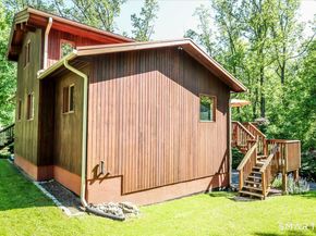 6 DogWood Park N, Danbury CT 06811