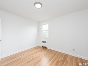 520 Goldenrod Avenue, Bridgeport CT 06606