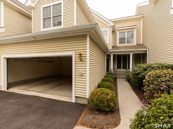 108 Imperial Court 108, Trumbull CT 06611