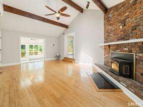 20 Whitefield Drive, Trumbull CT 06611