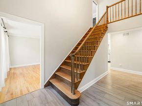 20 Whitefield Drive, Trumbull CT 06611