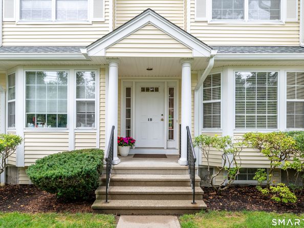 180 Turn Of River Road 1B, Stamford CT 06905