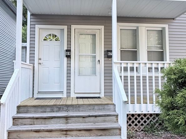 87-89 Maltby Street, Shelton CT 06484