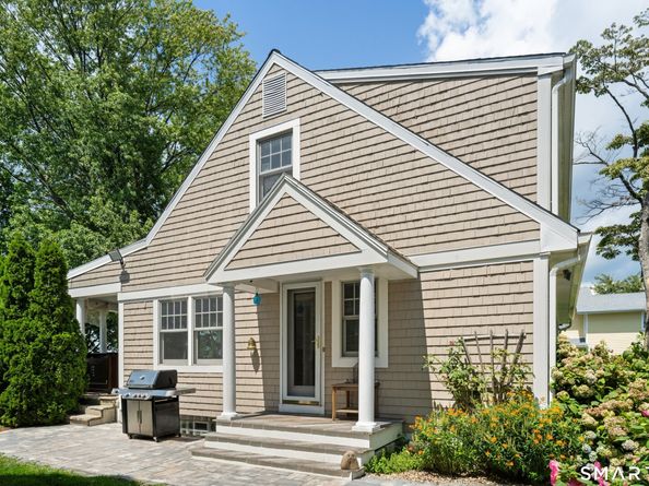 4 Seaside Place, Norwalk CT 06855