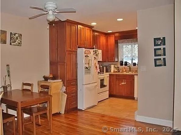 900 Hope Street APT 8C, Stamford CT 06907