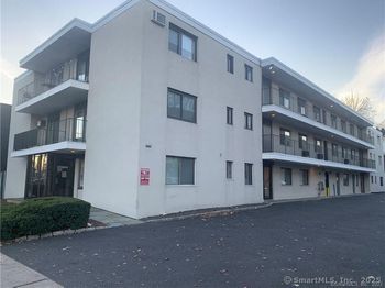 900 Hope Street