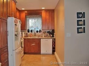 900 Hope Street APT 8C, Stamford CT 06907