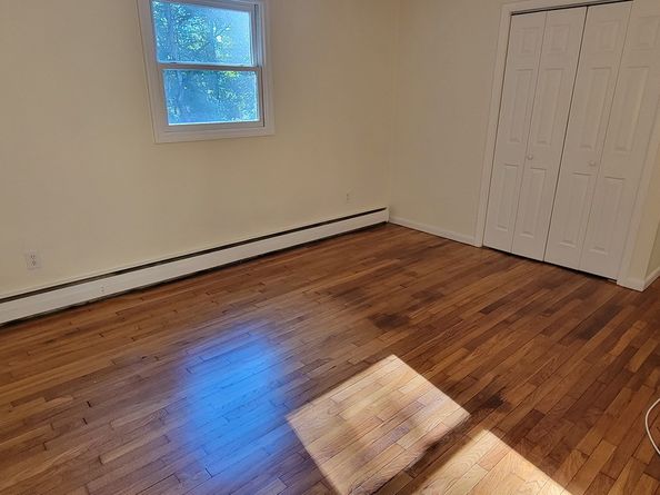 11 Marywood Road, Bethel CT 06801