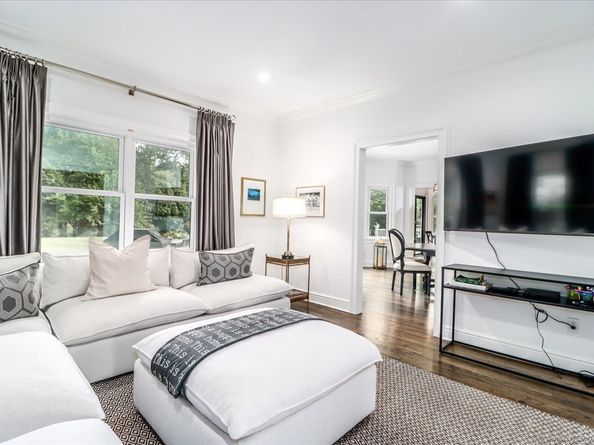 13 Old Castle Drive, Newtown CT 06470